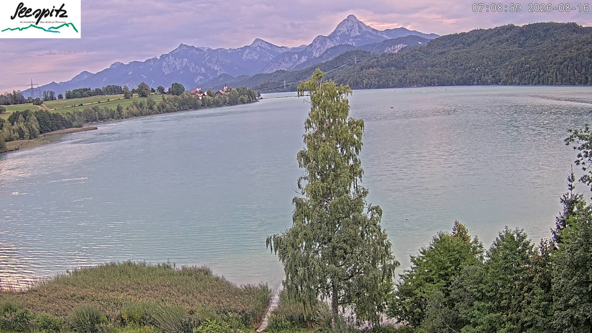 Archiv Foto Webcam Füssen: Blick auf den Weißensee vom Hotel Seespitz