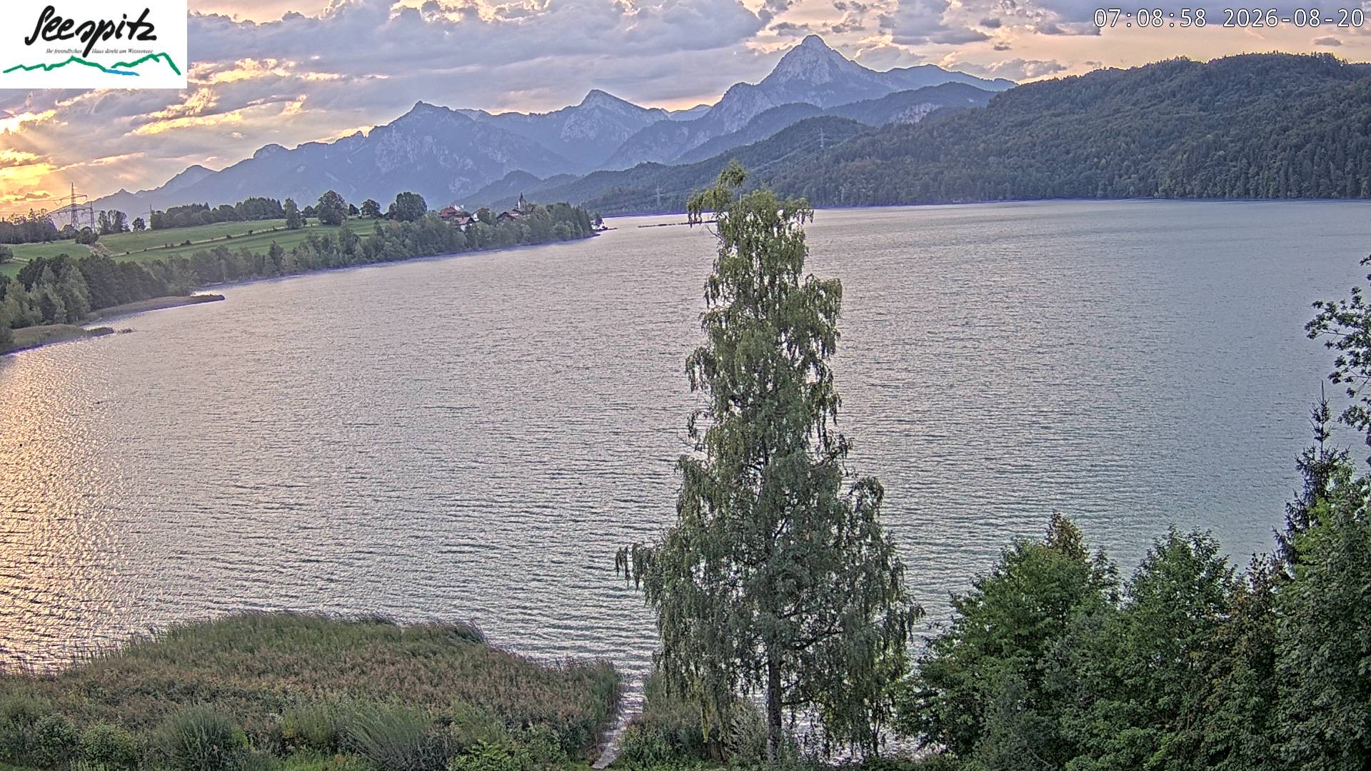 Archiv Foto Webcam Füssen: Blick auf den Weißensee vom Hotel Seespitz