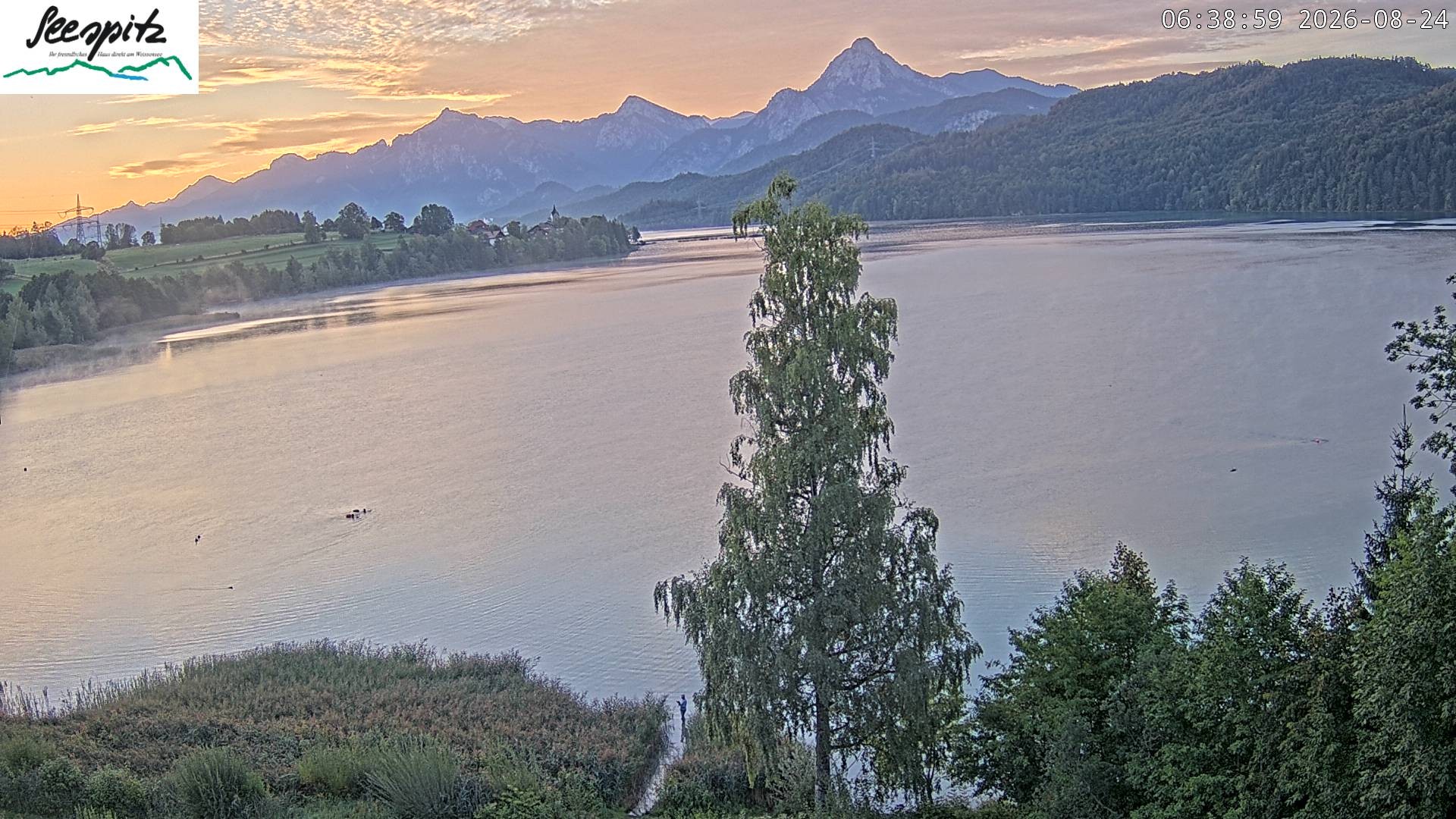 Archiv Foto Webcam Füssen: Blick auf den Weißensee vom Hotel Seespitz