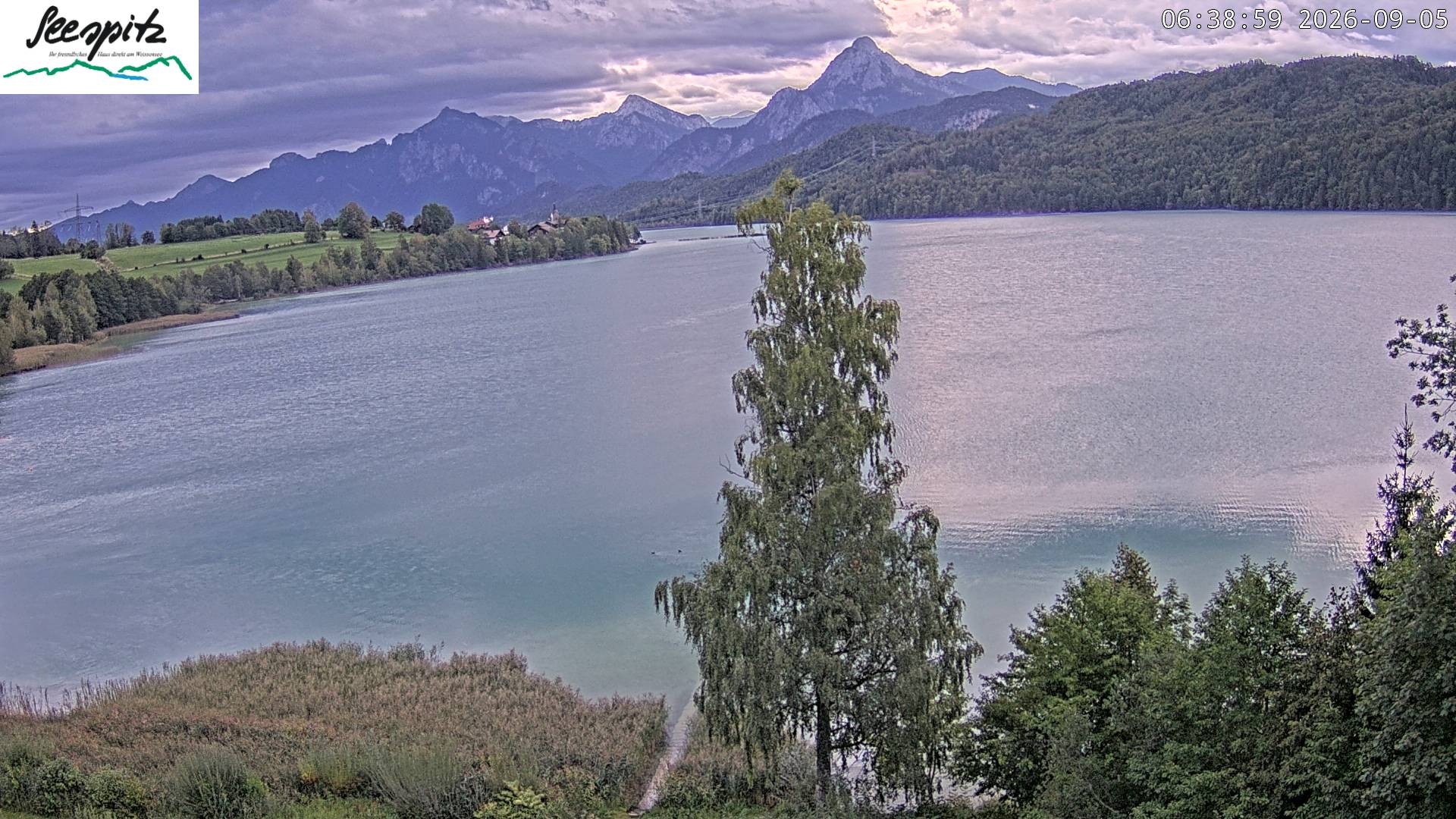 Archiv Foto Webcam Füssen: Blick auf den Weißensee vom Hotel Seespitz