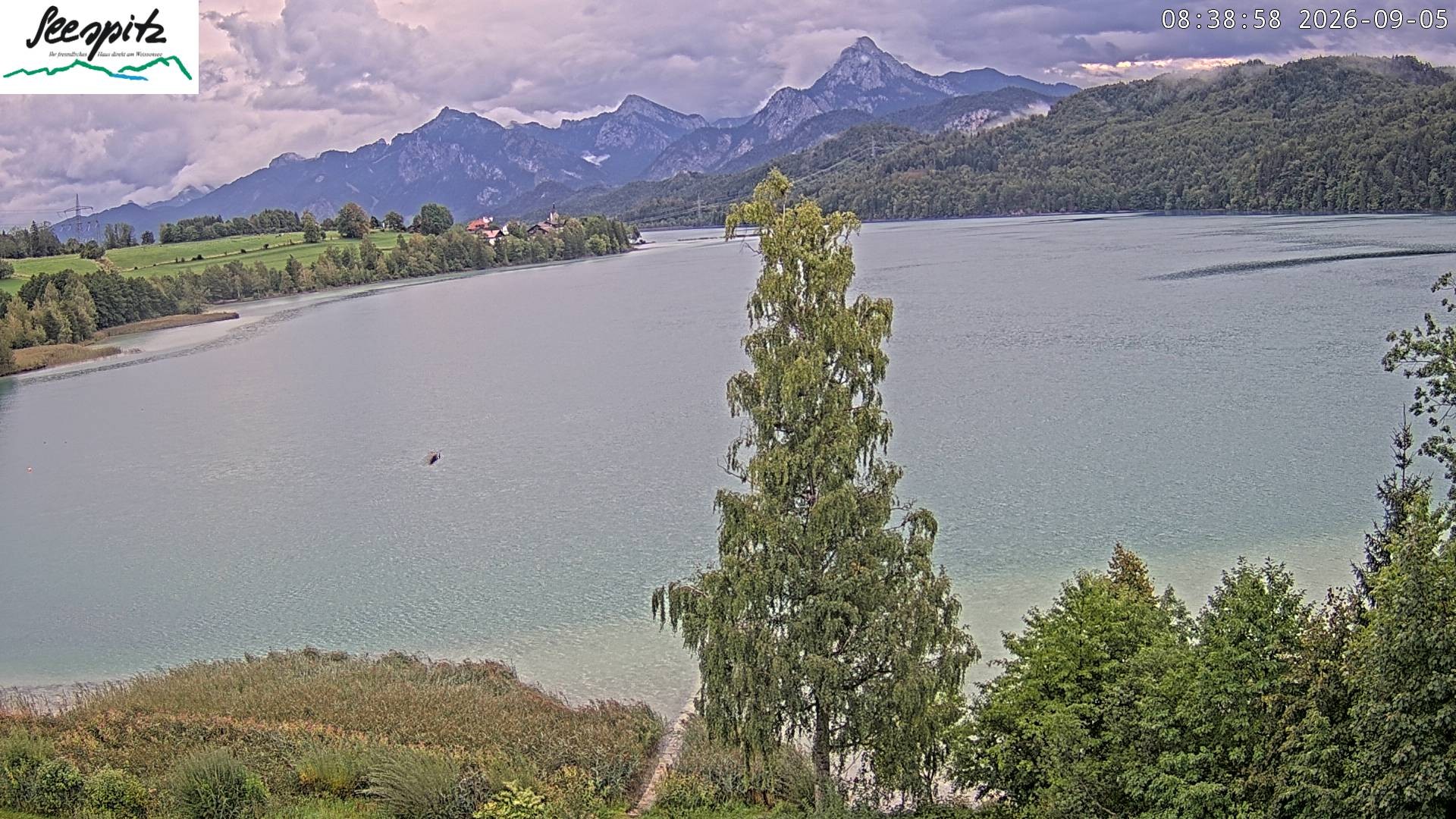 Archiv Foto Webcam Füssen: Blick auf den Weißensee vom Hotel Seespitz