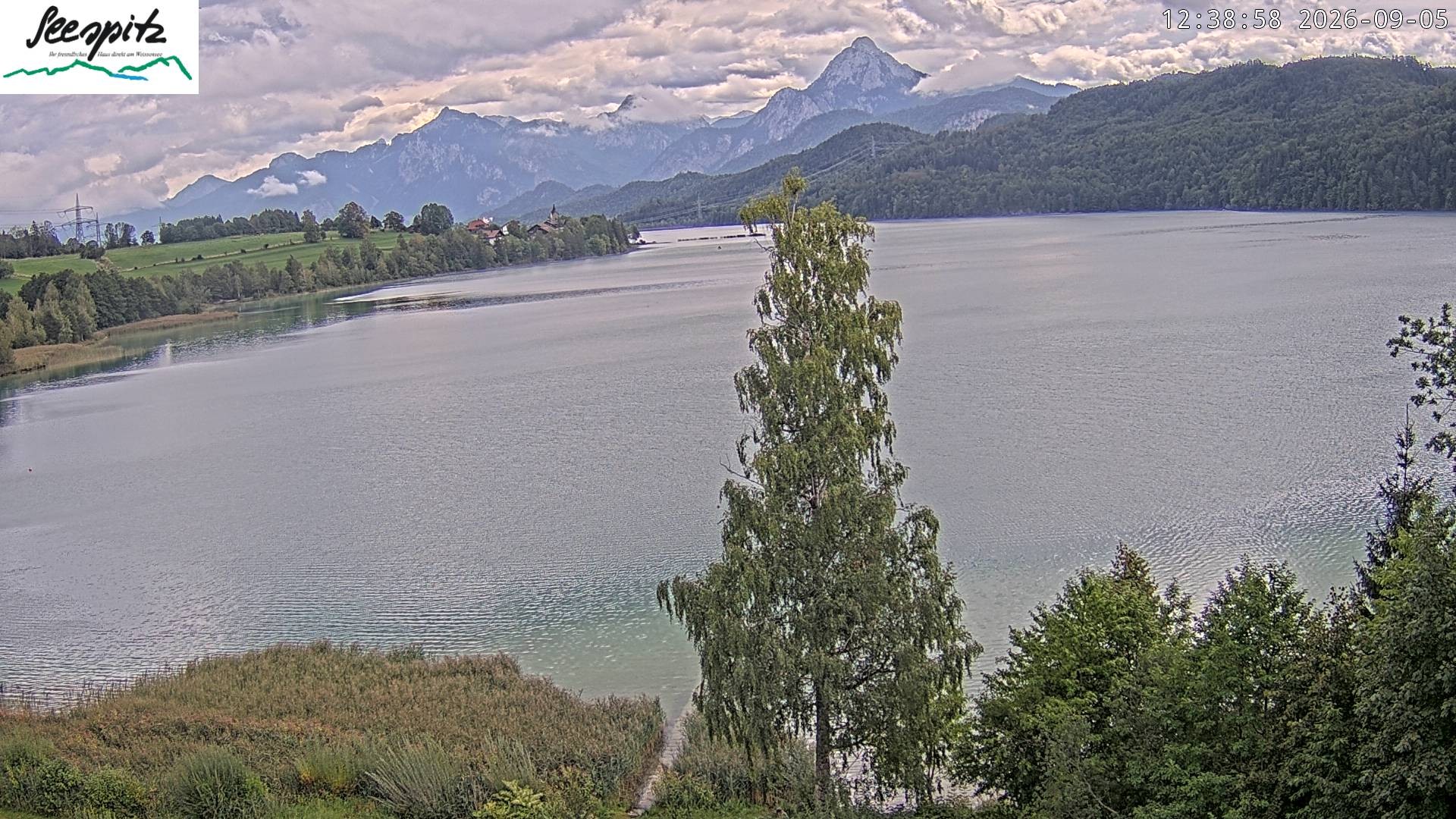 Archiv Foto Webcam Füssen: Blick auf den Weißensee vom Hotel Seespitz