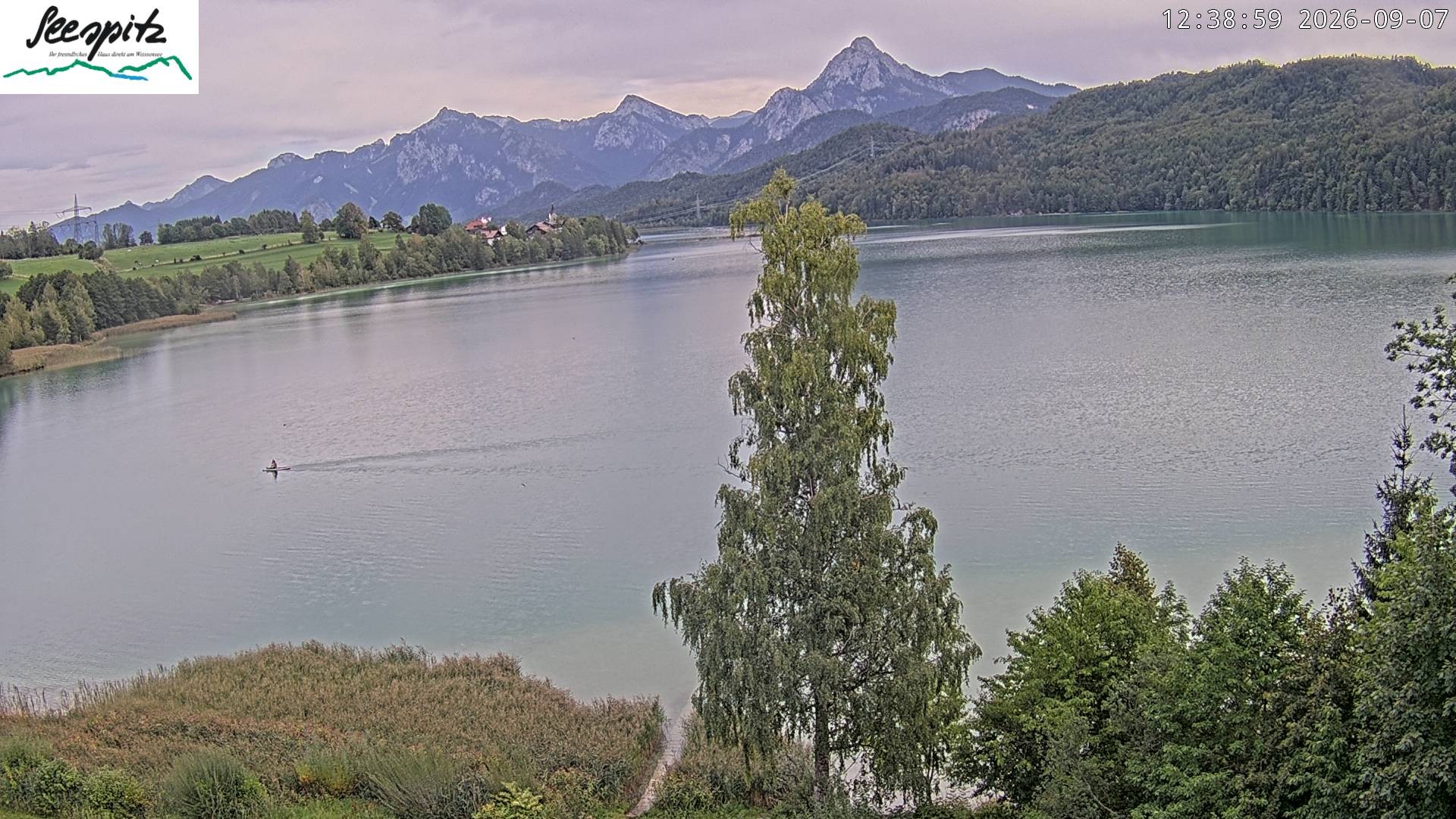 Archiv Foto Webcam Füssen: Blick auf den Weißensee vom Hotel Seespitz