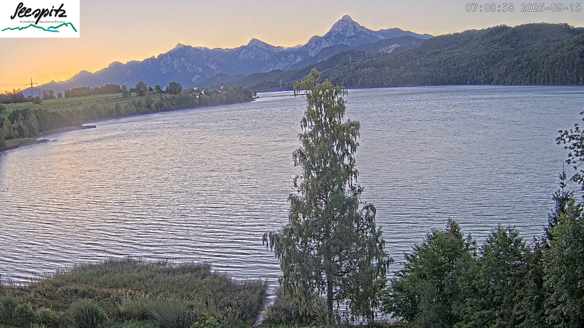 Archiv Foto Webcam Füssen: Blick auf den Weißensee vom Hotel Seespitz
