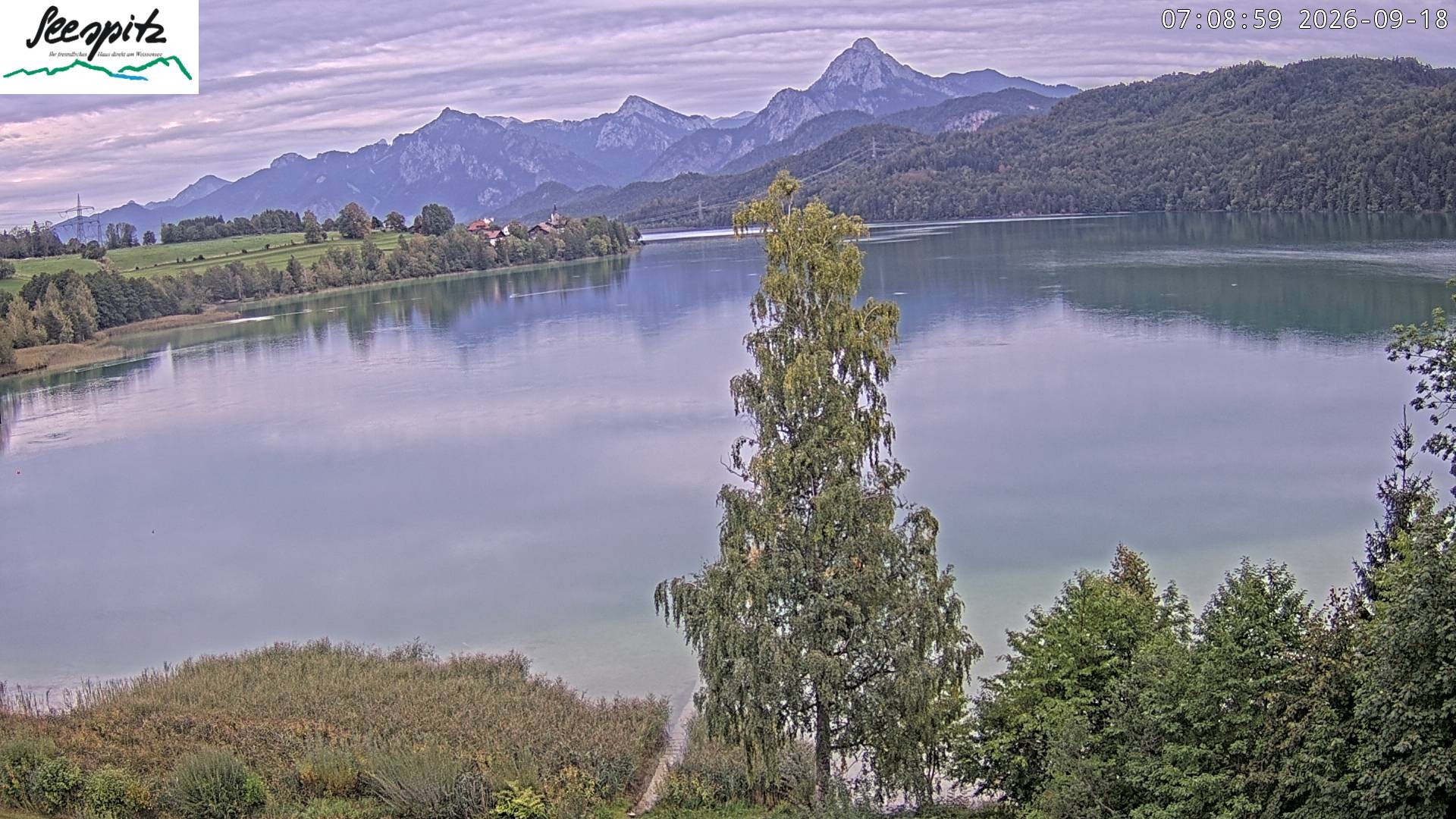 Archiv Foto Webcam Füssen: Blick auf den Weißensee vom Hotel Seespitz