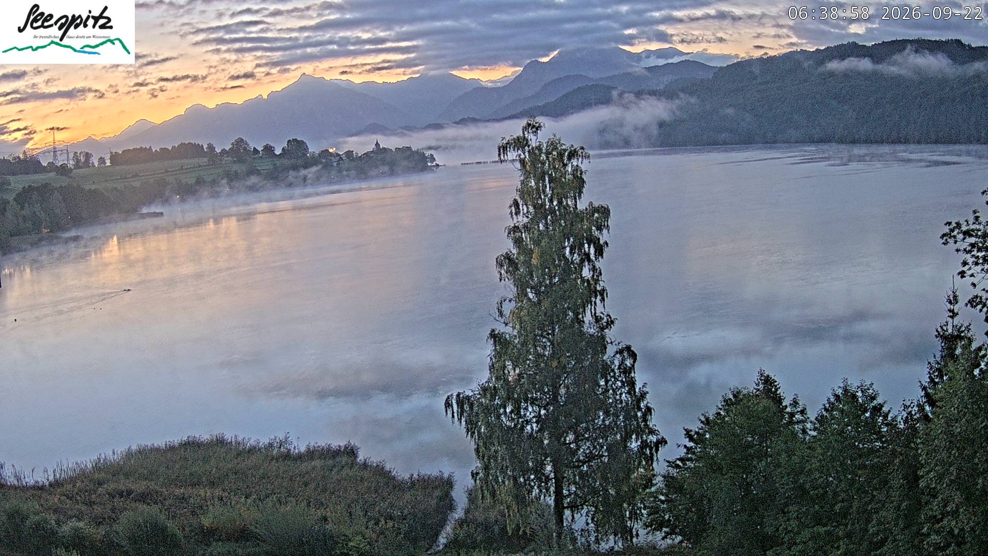 Archiv Foto Webcam Füssen: Blick auf den Weißensee vom Hotel Seespitz