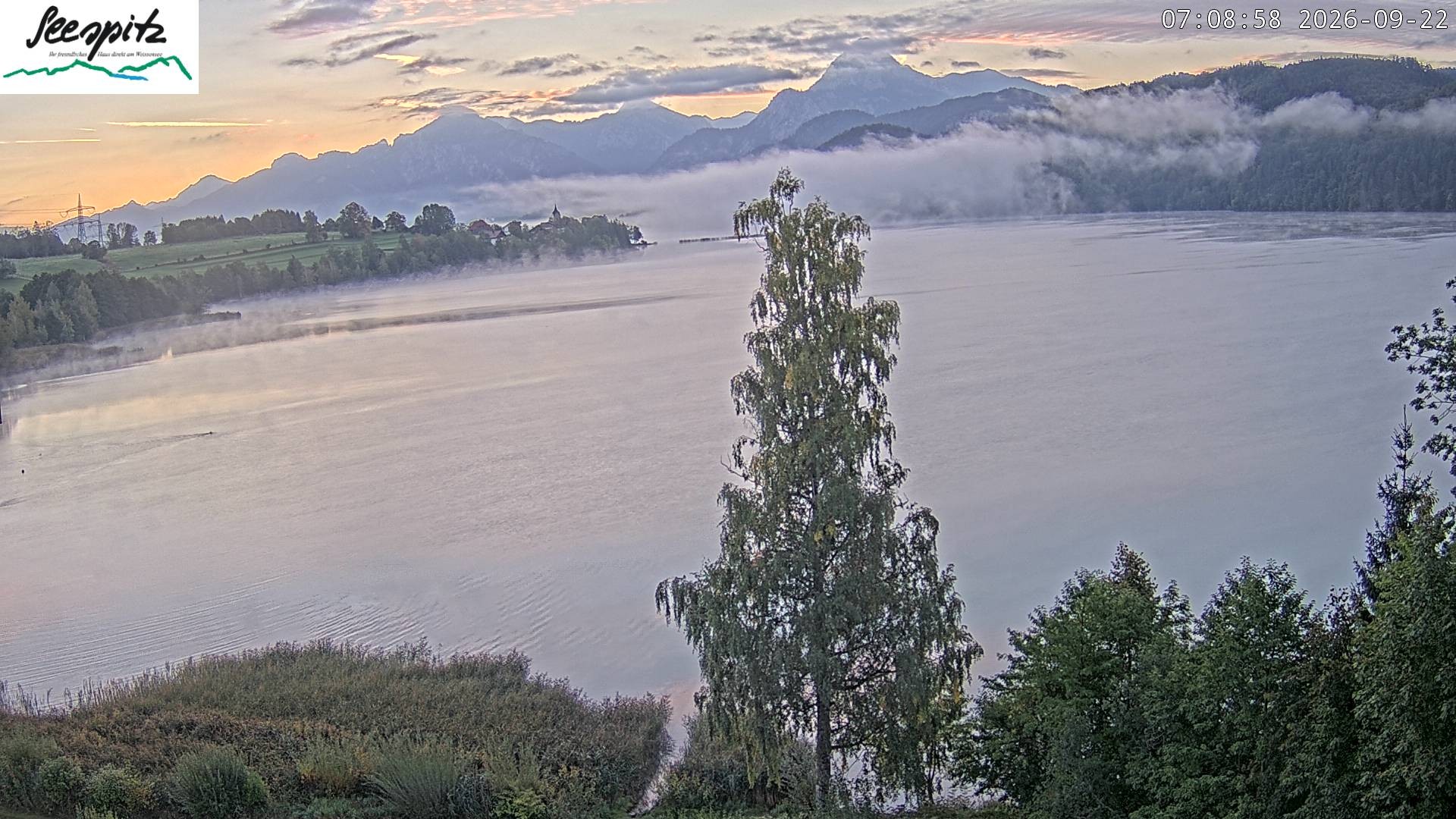 Archiv Foto Webcam Füssen: Blick auf den Weißensee vom Hotel Seespitz