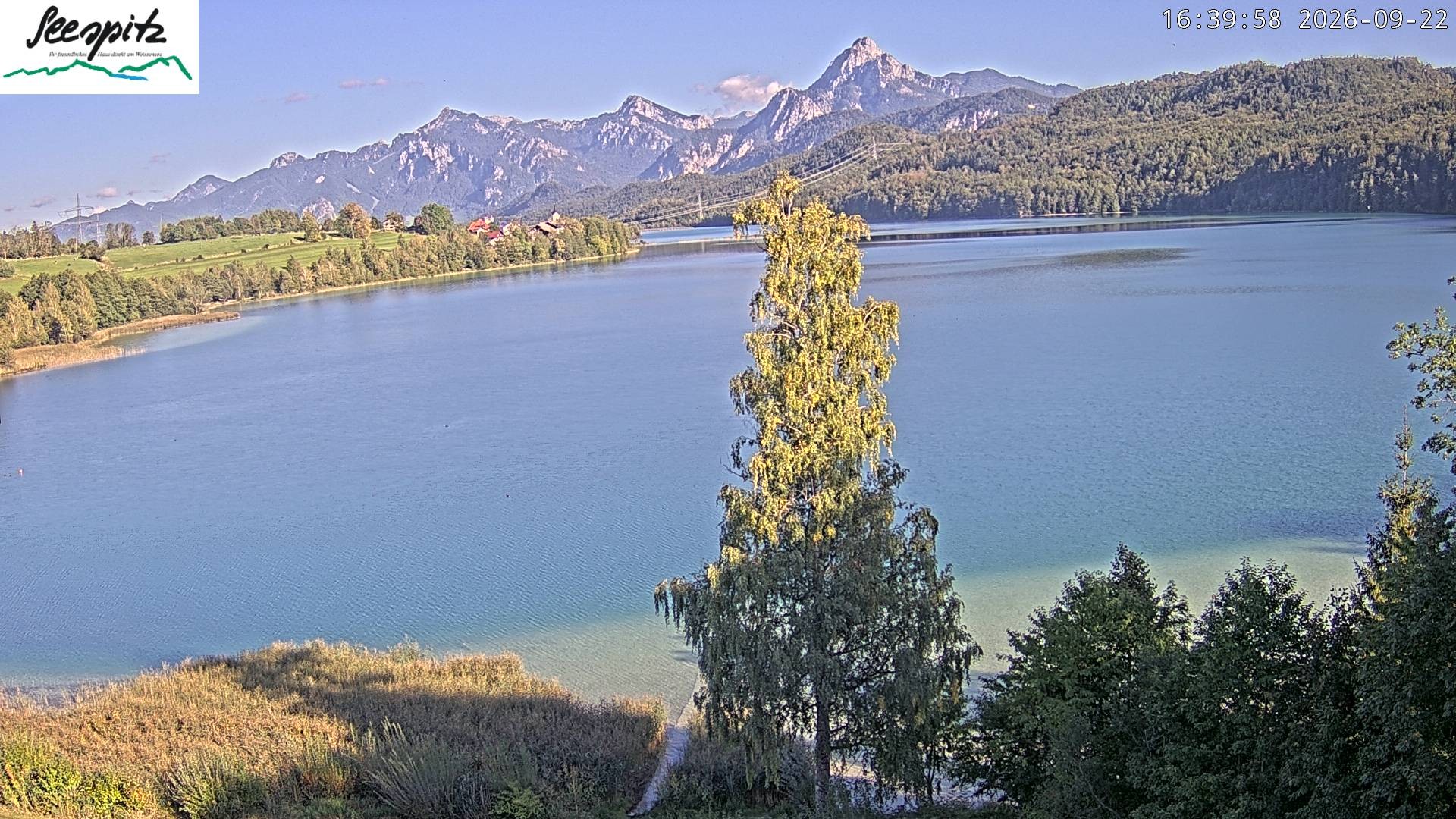 Archiv Foto Webcam Füssen: Blick auf den Weißensee vom Hotel Seespitz