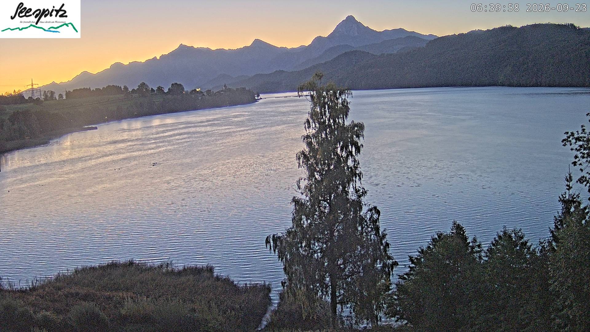 Archiv Foto Webcam Füssen: Blick auf den Weißensee vom Hotel Seespitz
