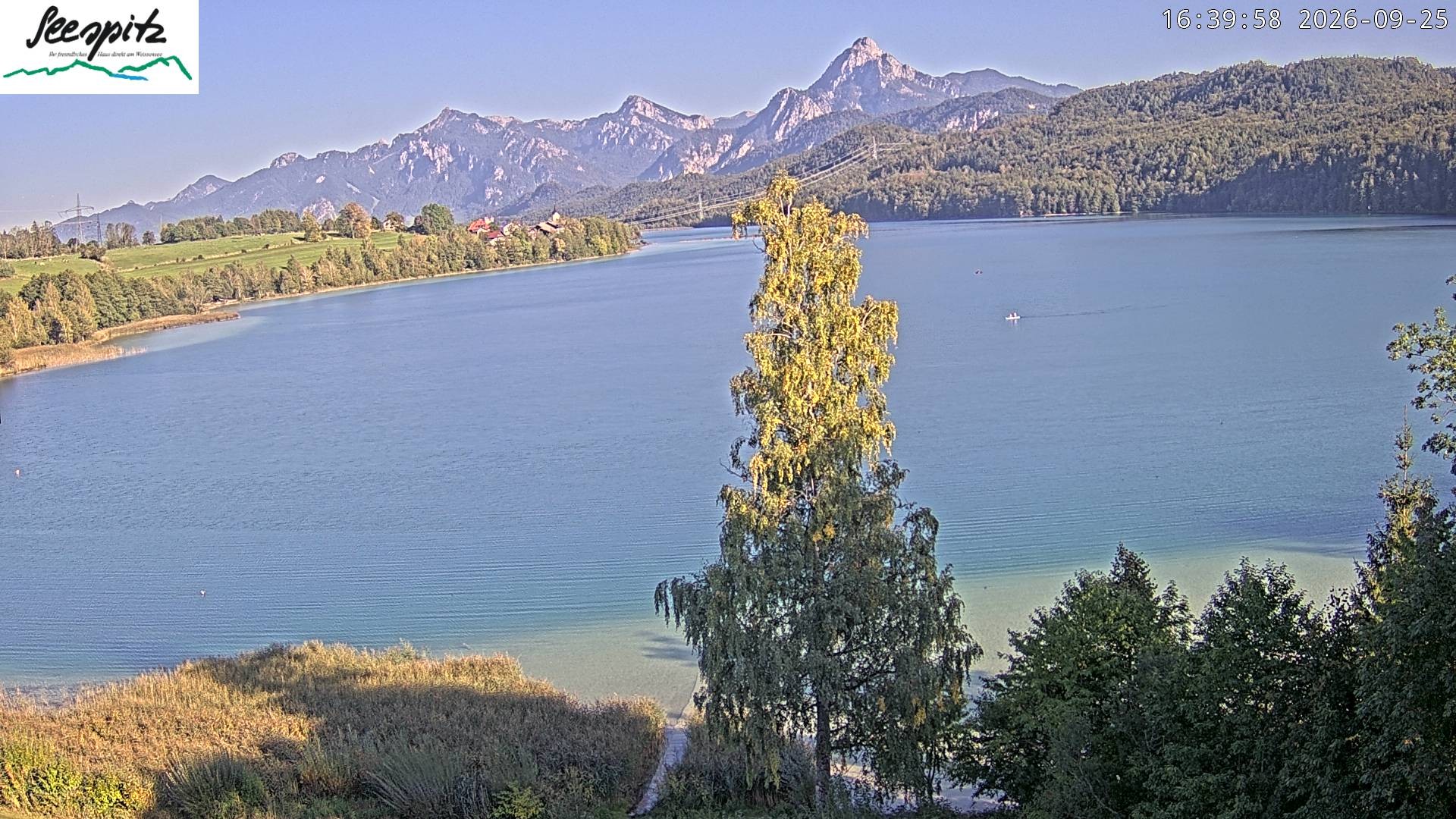 Archiv Foto Webcam Füssen: Blick auf den Weißensee vom Hotel Seespitz