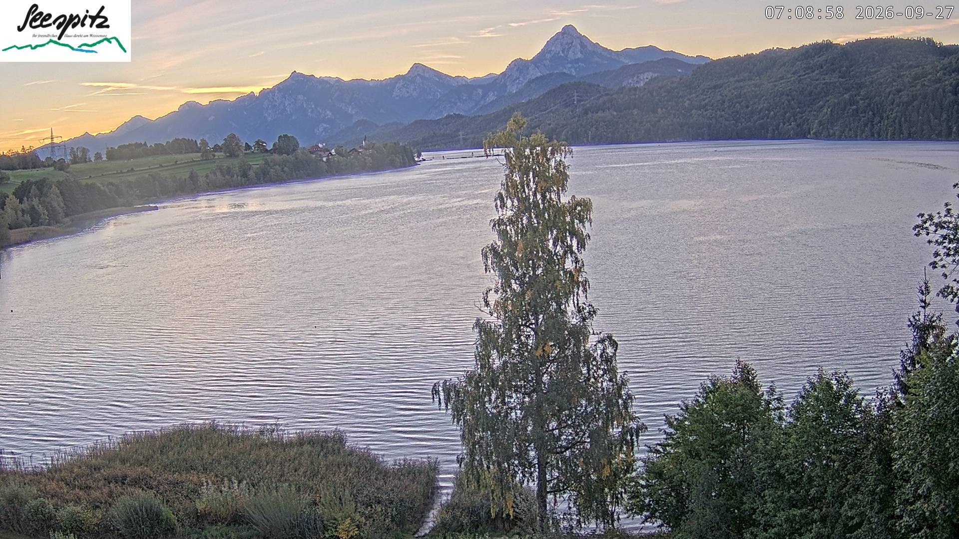 Archiv Foto Webcam Füssen: Blick auf den Weißensee vom Hotel Seespitz