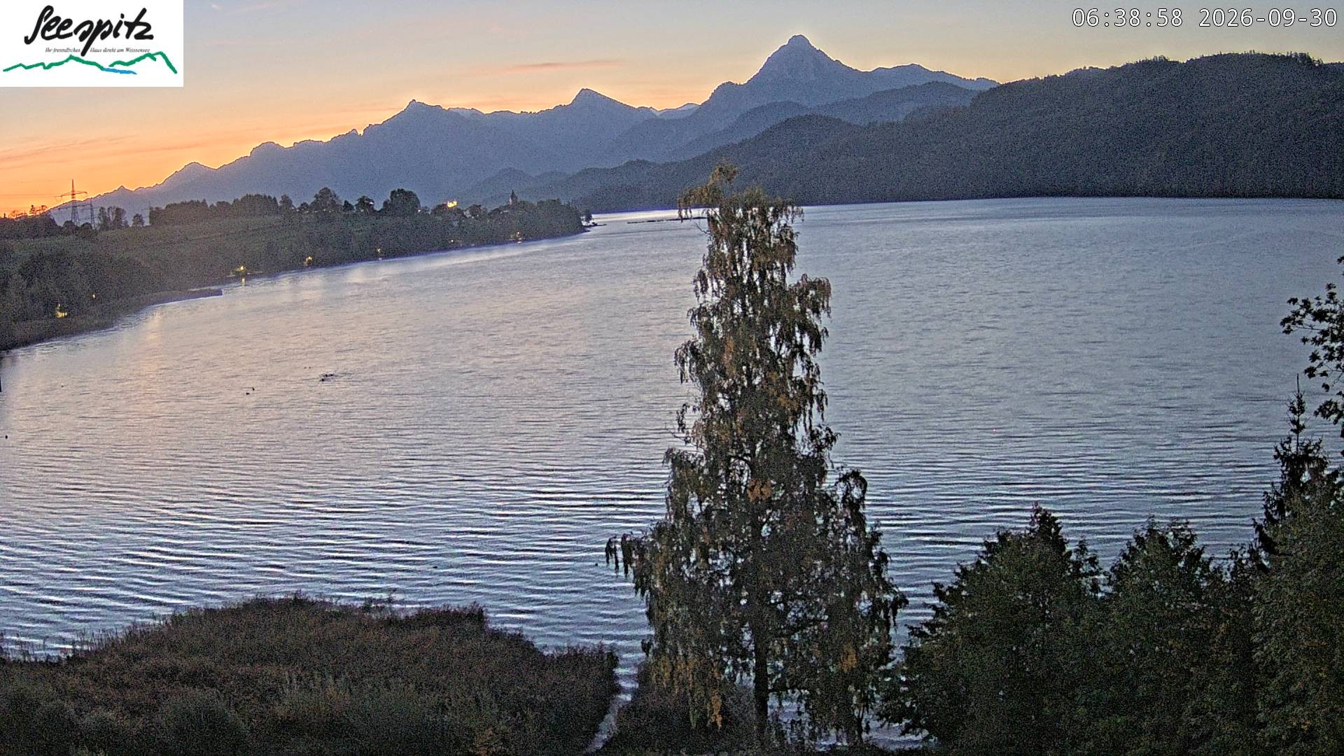 Archiv Foto Webcam Füssen: Blick auf den Weißensee vom Hotel Seespitz