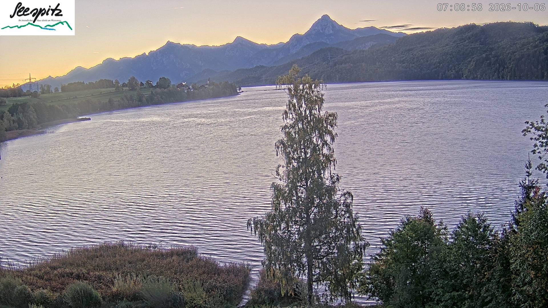Archiv Foto Webcam Füssen: Blick auf den Weißensee vom Hotel Seespitz