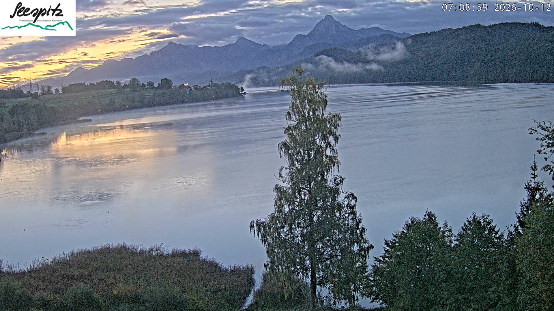 Archiv Foto Webcam Füssen: Blick auf den Weißensee vom Hotel Seespitz
