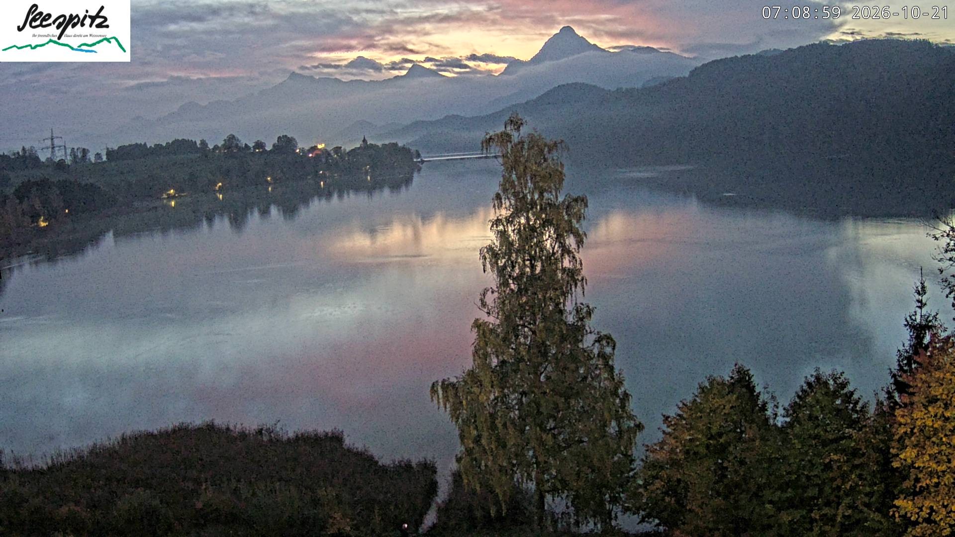 Archiv Foto Webcam Füssen: Blick auf den Weißensee vom Hotel Seespitz