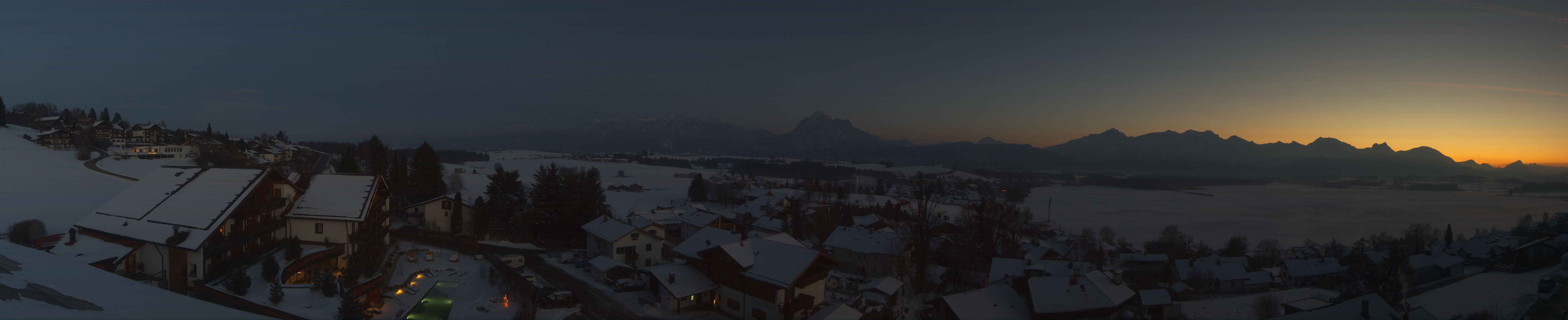 Archiv Foto Webcam Hopfensee - Blick Richtung Schloss Neuschwanstein