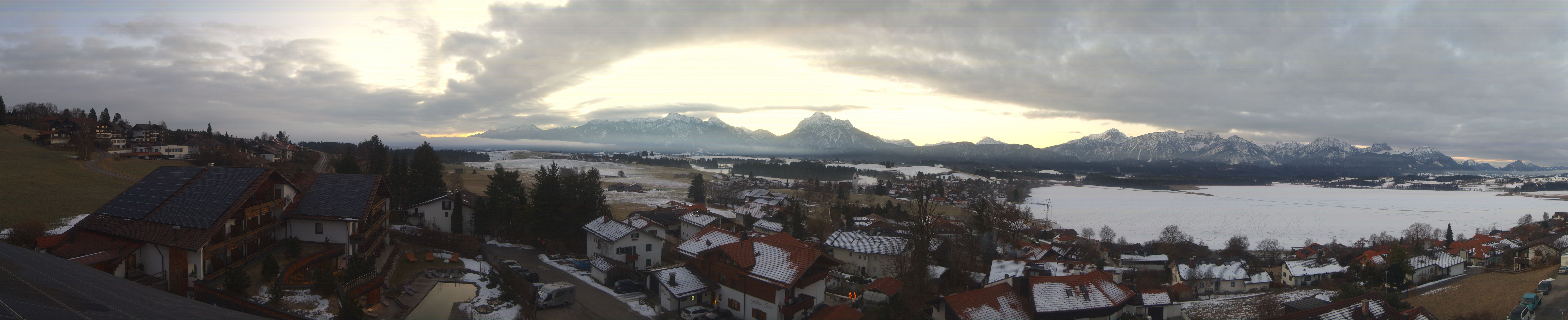 Archiv Foto Webcam Hopfensee - Blick Richtung Schloss Neuschwanstein