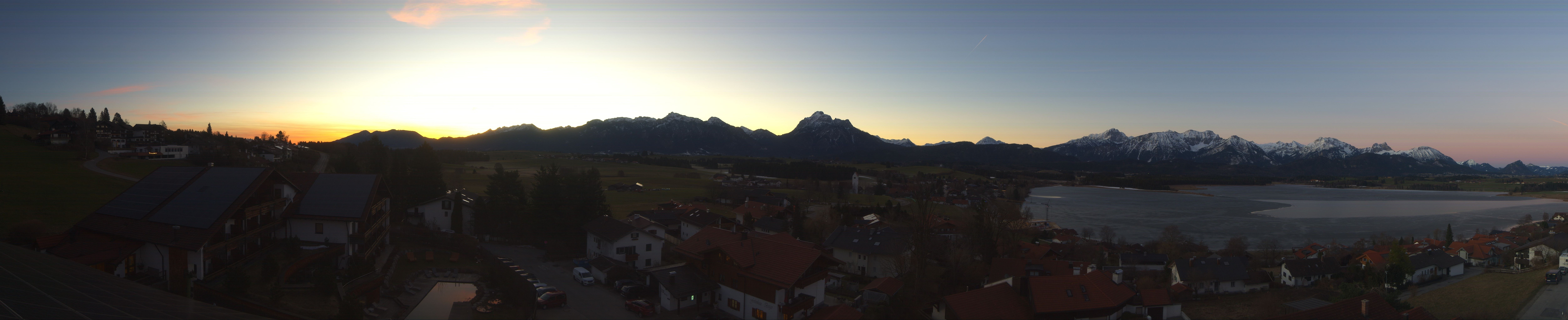 Archiv Foto Webcam Hopfensee - Blick Richtung Schloss Neuschwanstein