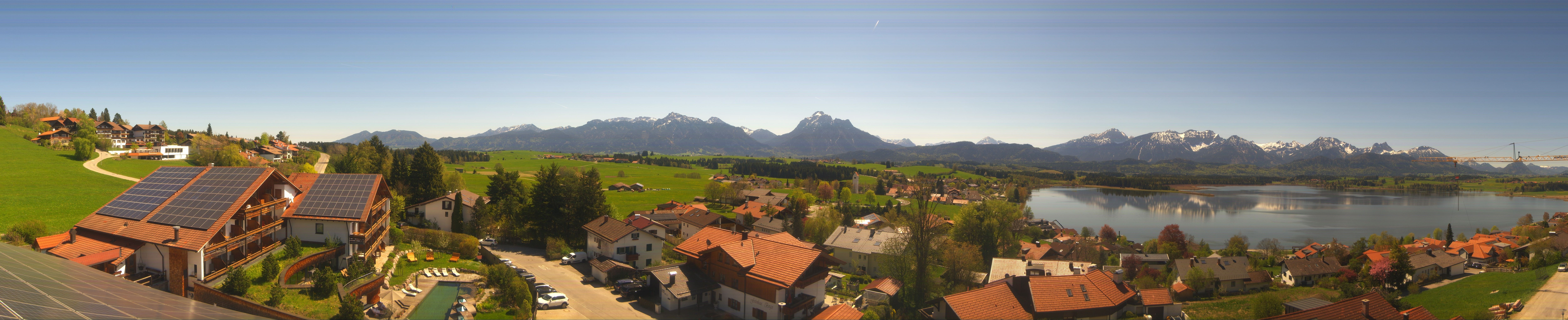 Archived image Webcam Hopfensee - View to Neuschwanstein Castle