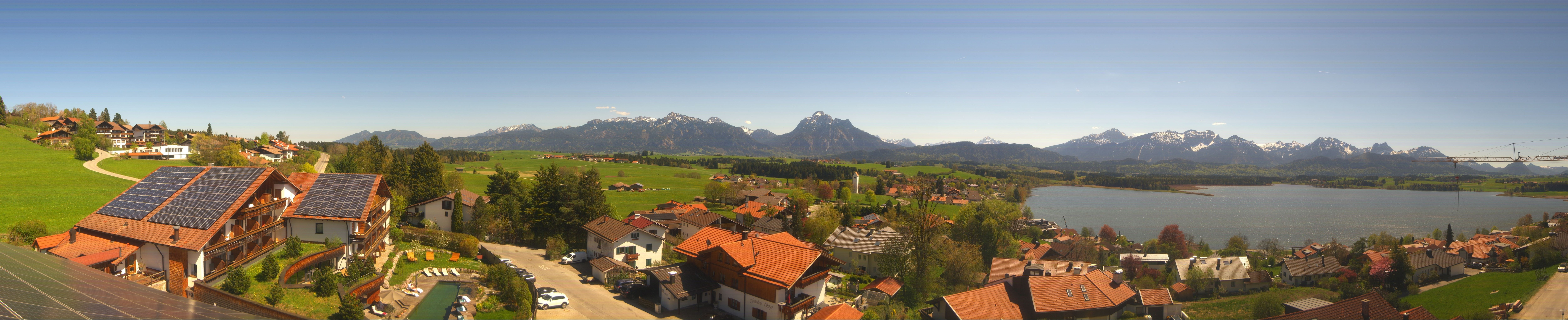 Archived image Webcam Hopfensee - View to Neuschwanstein Castle
