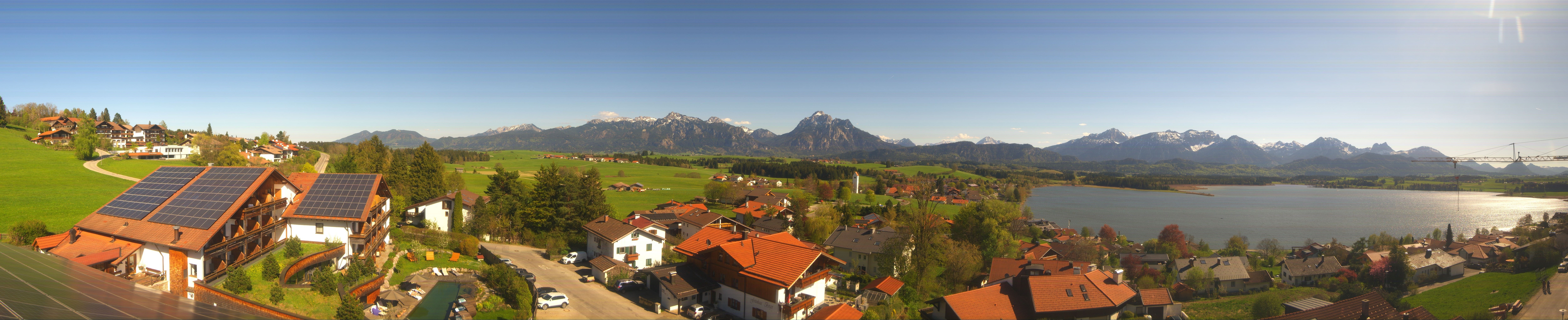 Archived image Webcam Hopfensee - View to Neuschwanstein Castle