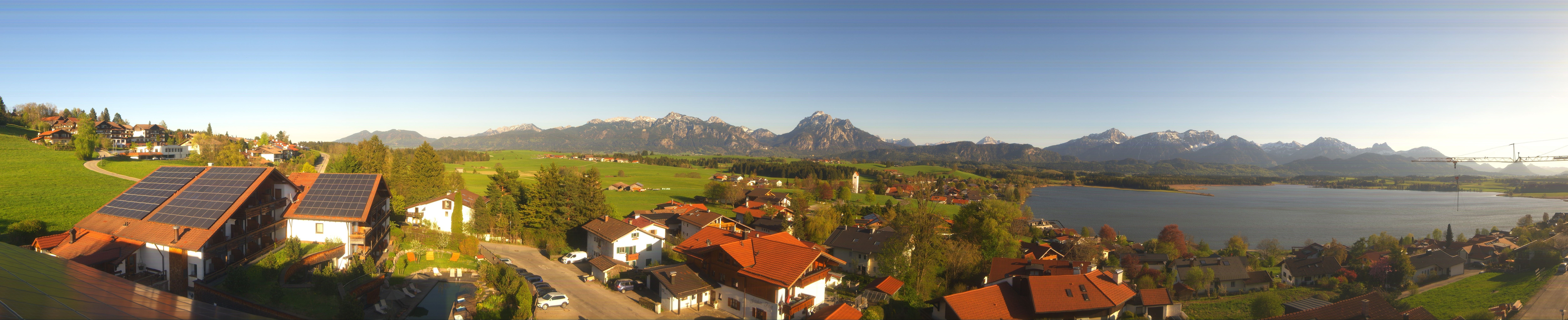 Archived image Webcam Hopfensee - View to Neuschwanstein Castle
