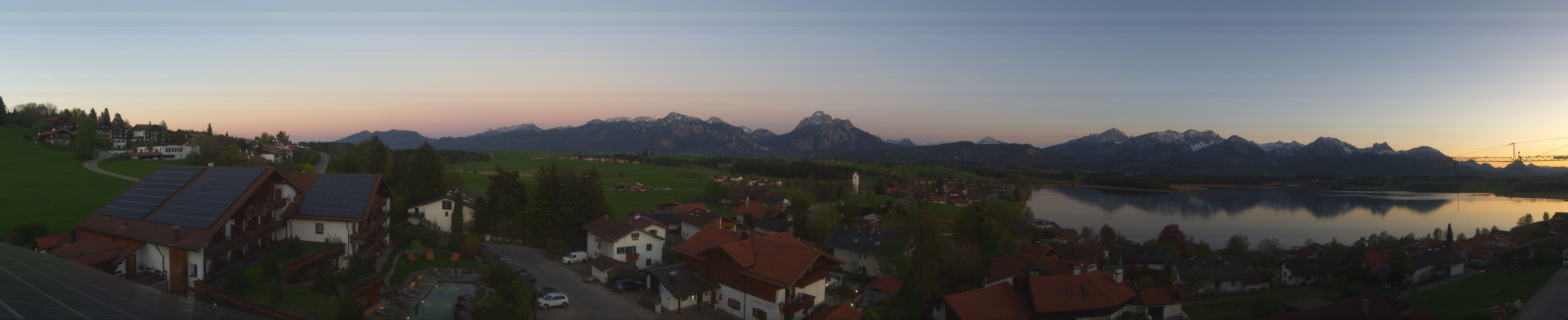 Archived image Webcam Hopfensee - View to Neuschwanstein Castle