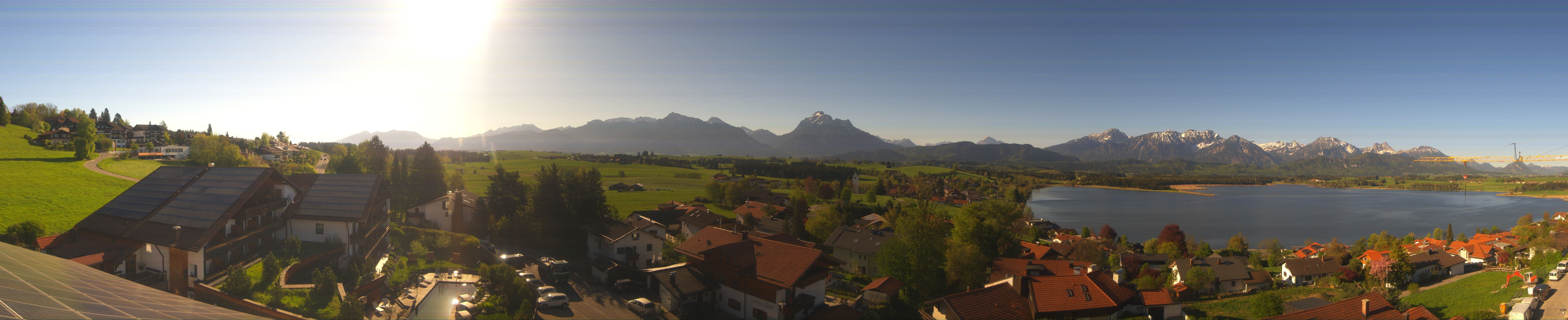 Archived image Webcam Hopfensee - View to Neuschwanstein Castle
