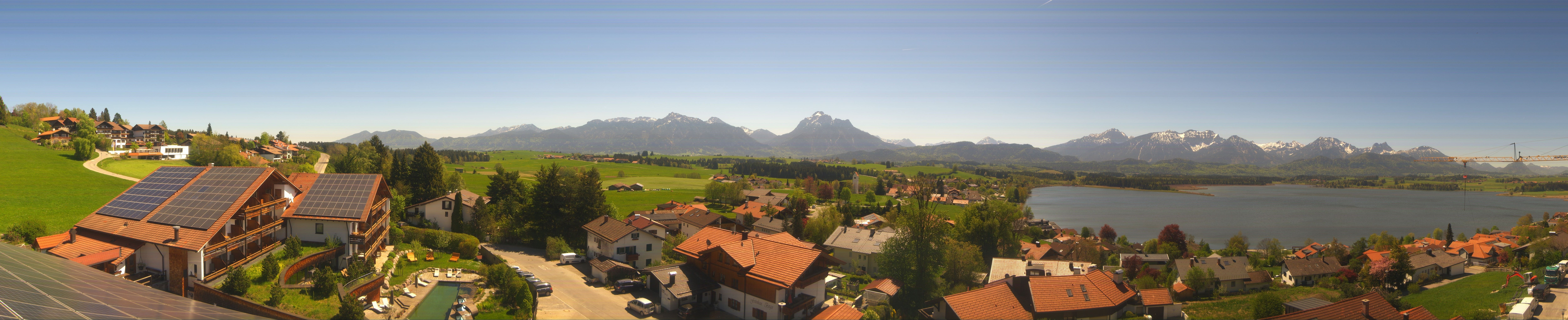 Archived image Webcam Hopfensee - View to Neuschwanstein Castle