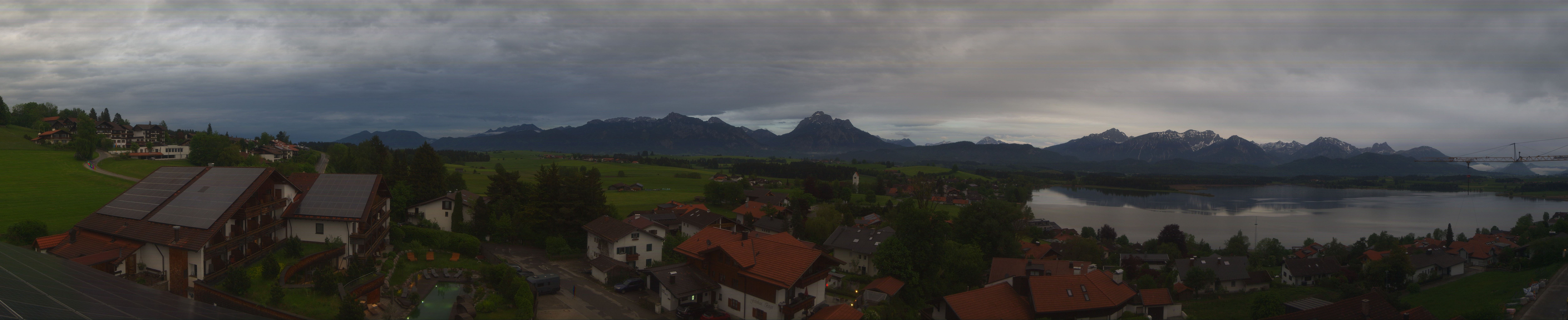 Archived image Webcam Hopfensee - View to Neuschwanstein Castle