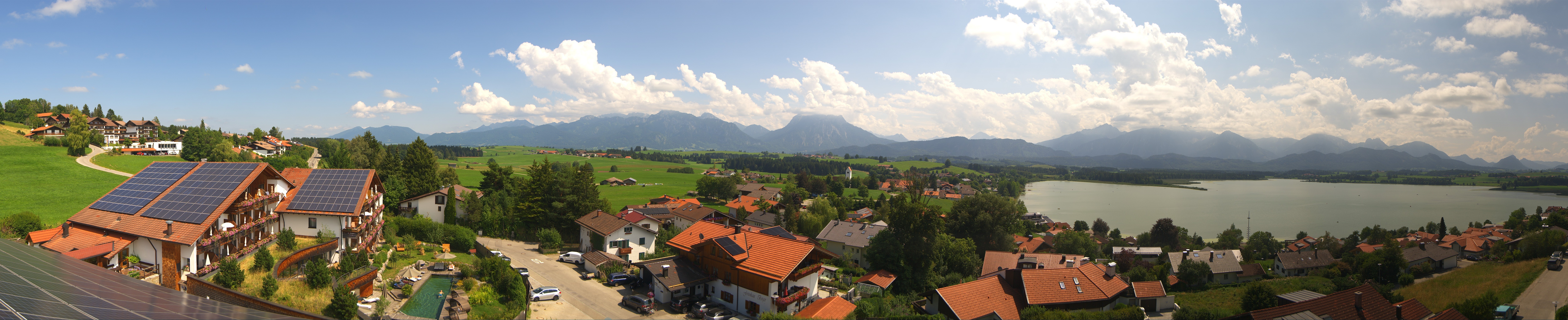 Archived image Webcam Hopfensee - View to Neuschwanstein Castle