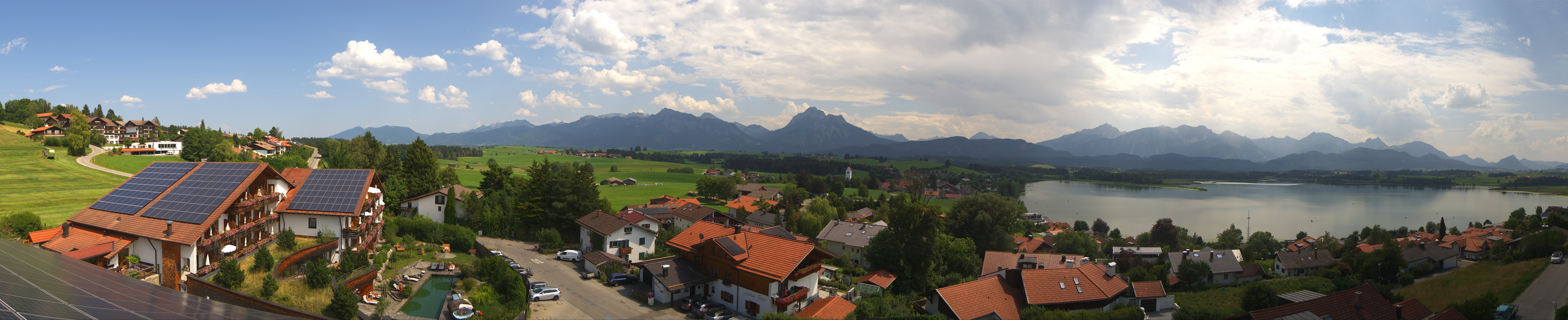 Archived image Webcam Hopfensee - View to Neuschwanstein Castle