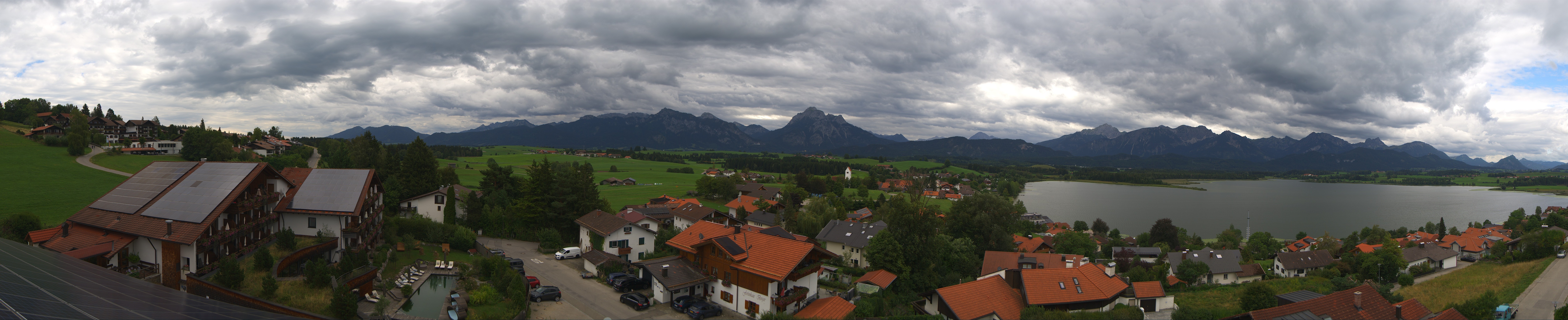 Archived image Webcam Hopfensee - View to Neuschwanstein Castle