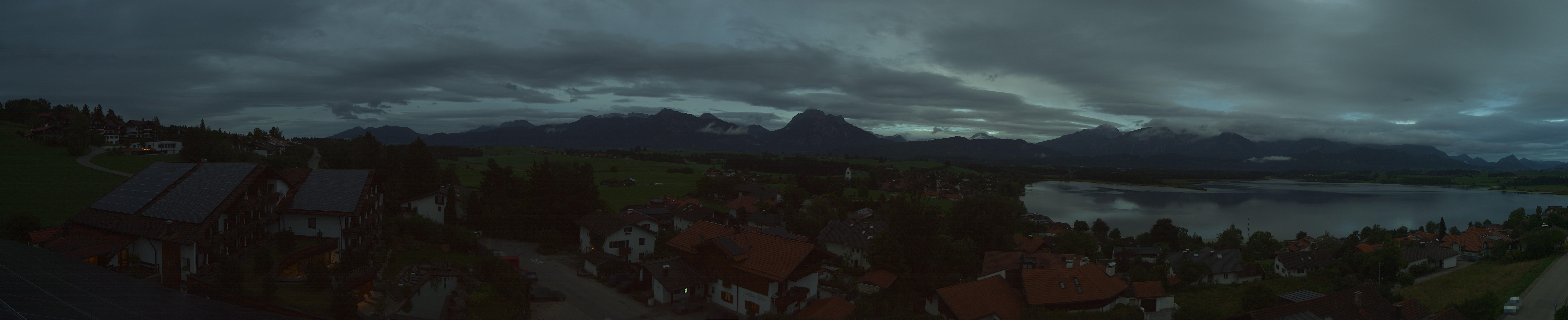 Archived image Webcam Hopfensee - View to Neuschwanstein Castle