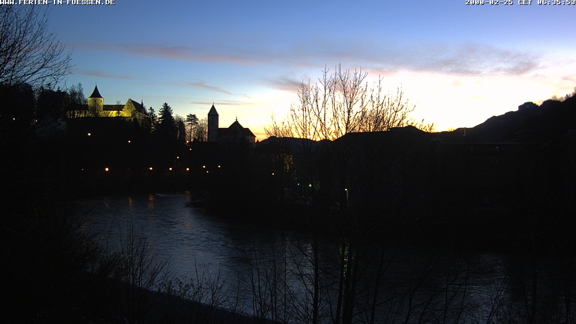 Archiv Foto Webcam Füssen: Blick auf Lech und Hohes Schloss