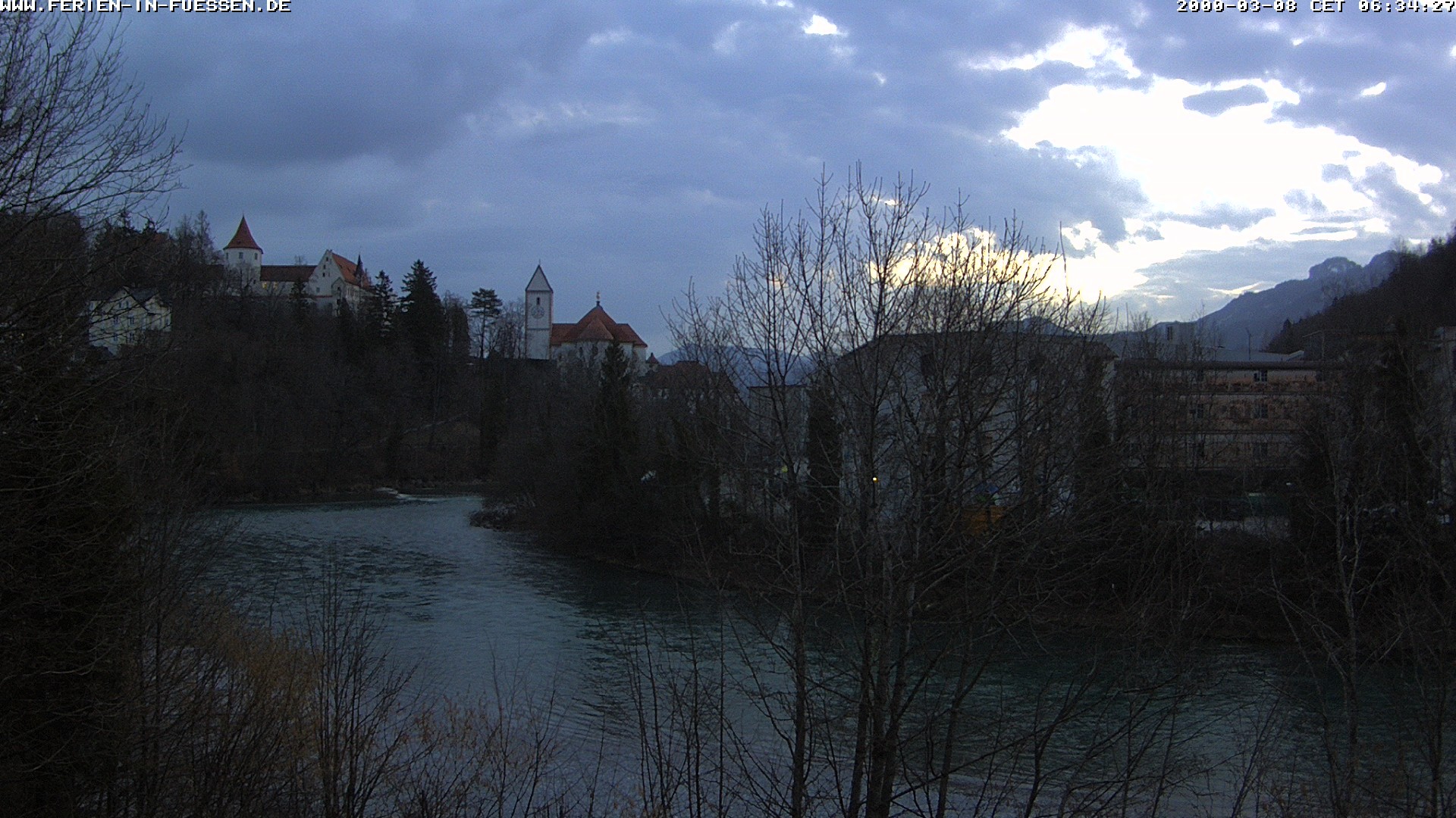 Archiv Foto Webcam Füssen: Blick auf Lech und Hohes Schloss