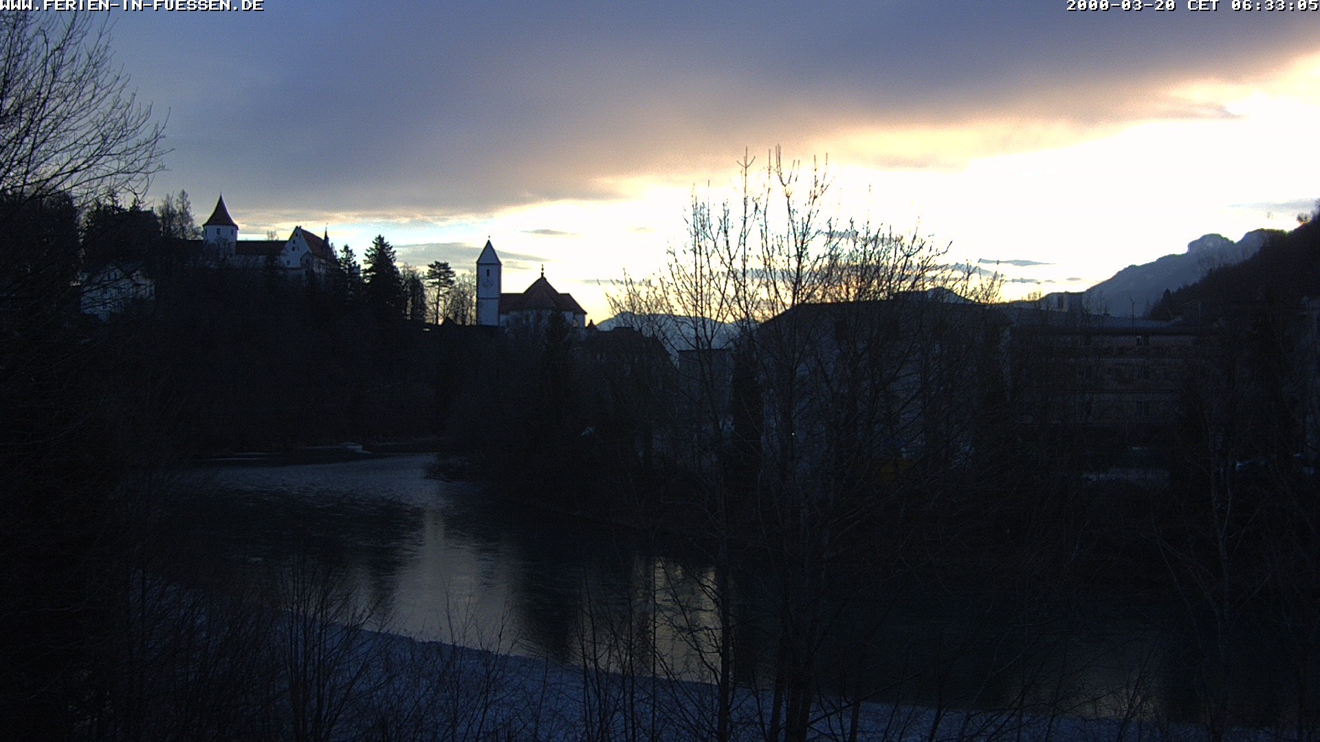 Archiv Foto Webcam Füssen: Blick auf Lech und Hohes Schloss