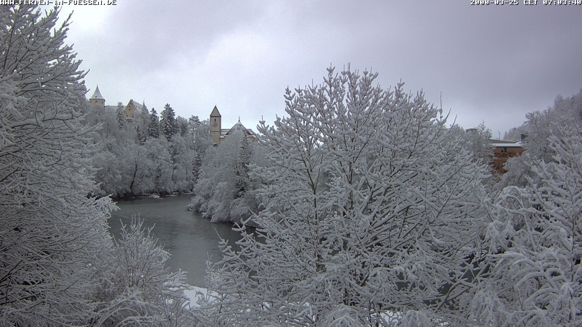 Archiv Foto Webcam Füssen: Blick auf Lech und Hohes Schloss