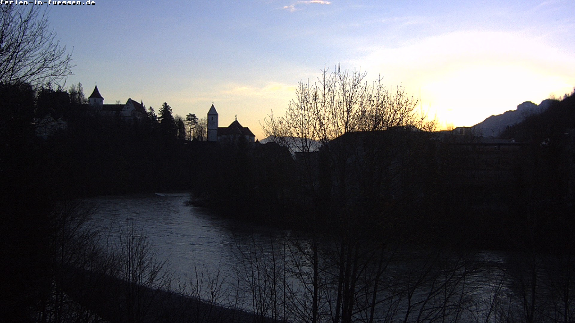 Archiv Foto Webcam Füssen: Blick auf Lech und Hohes Schloss