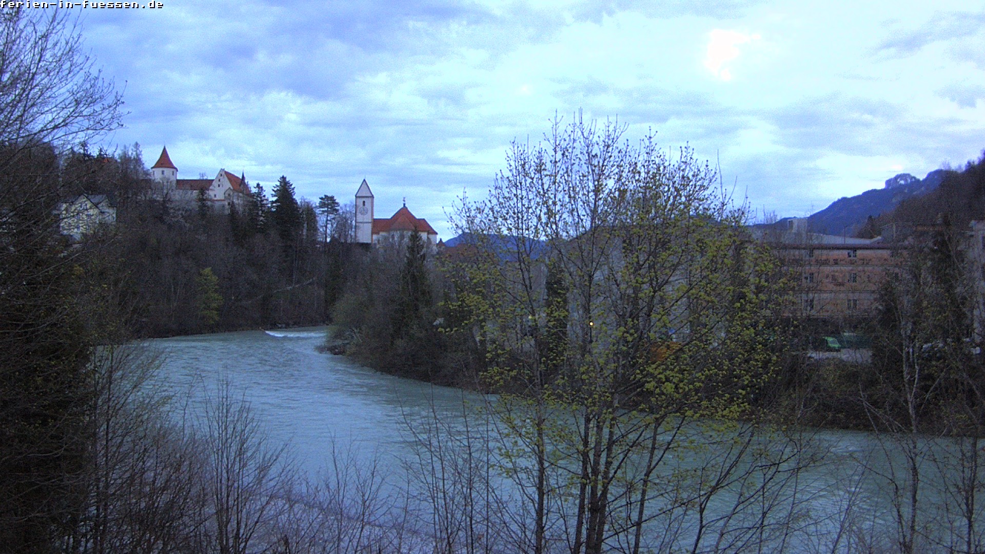 Archiv Foto Webcam Füssen: Blick auf Lech und Hohes Schloss