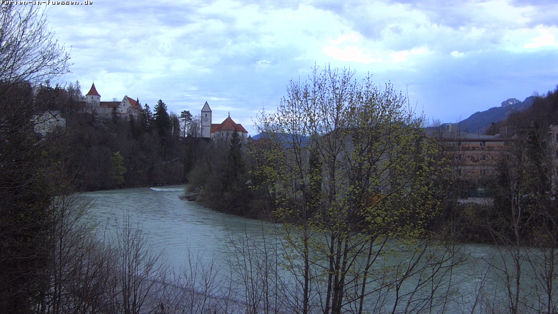 Archiv Foto Webcam Füssen: Blick auf Lech und Hohes Schloss