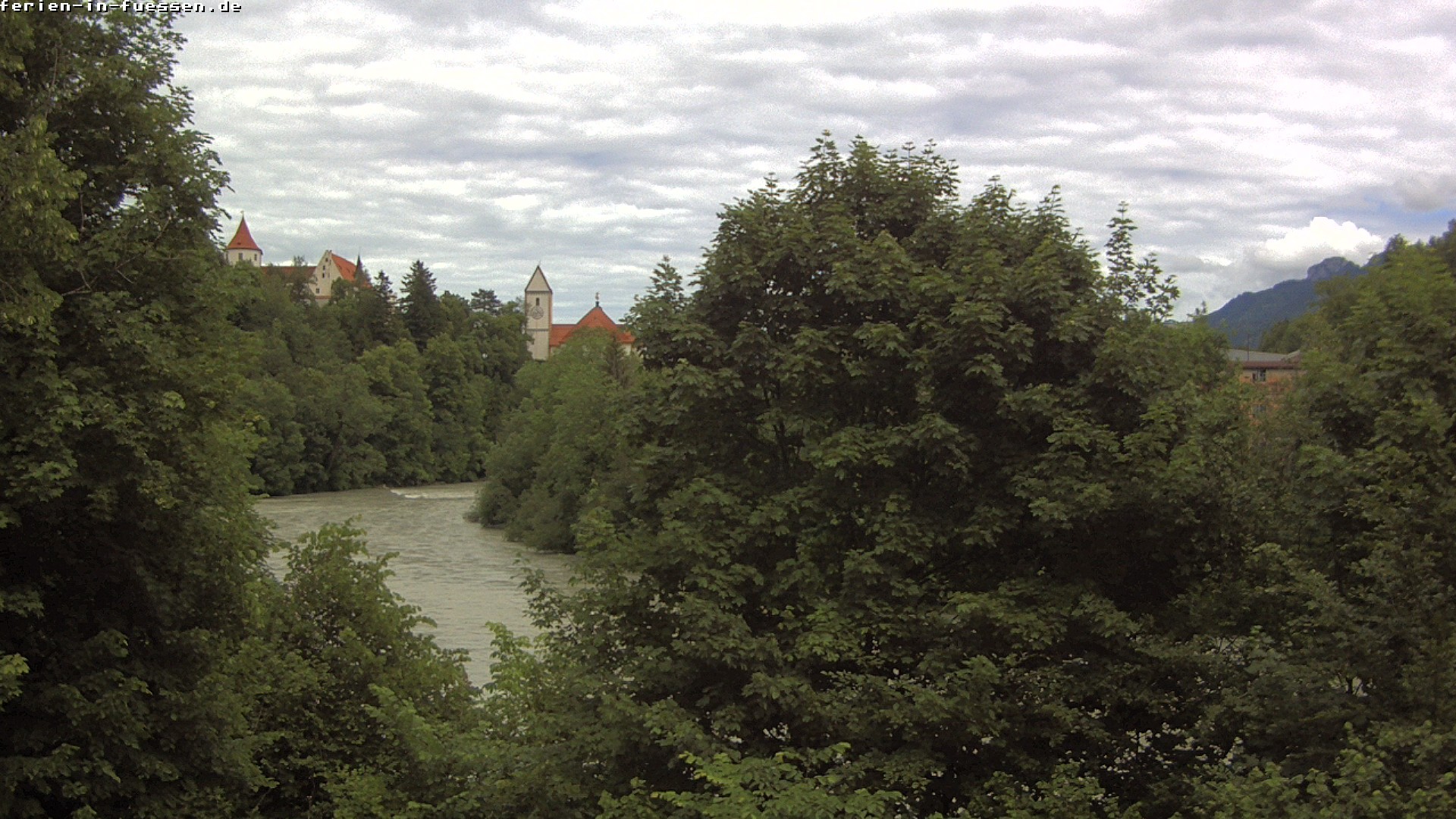 Archiv Foto Webcam Füssen: Blick auf Lech und Hohes Schloss