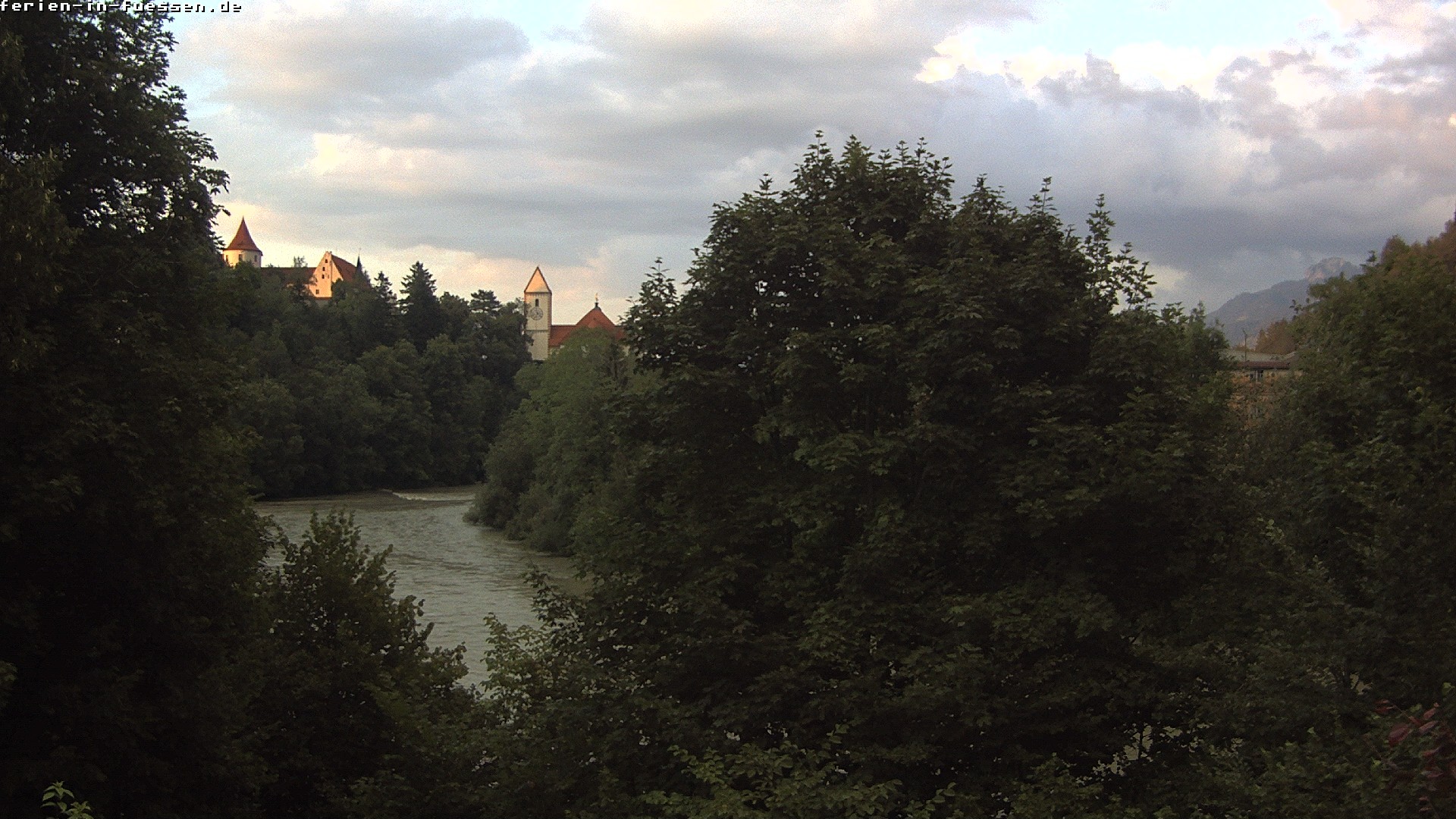 Archiv Foto Webcam Füssen: Blick auf Lech und Hohes Schloss