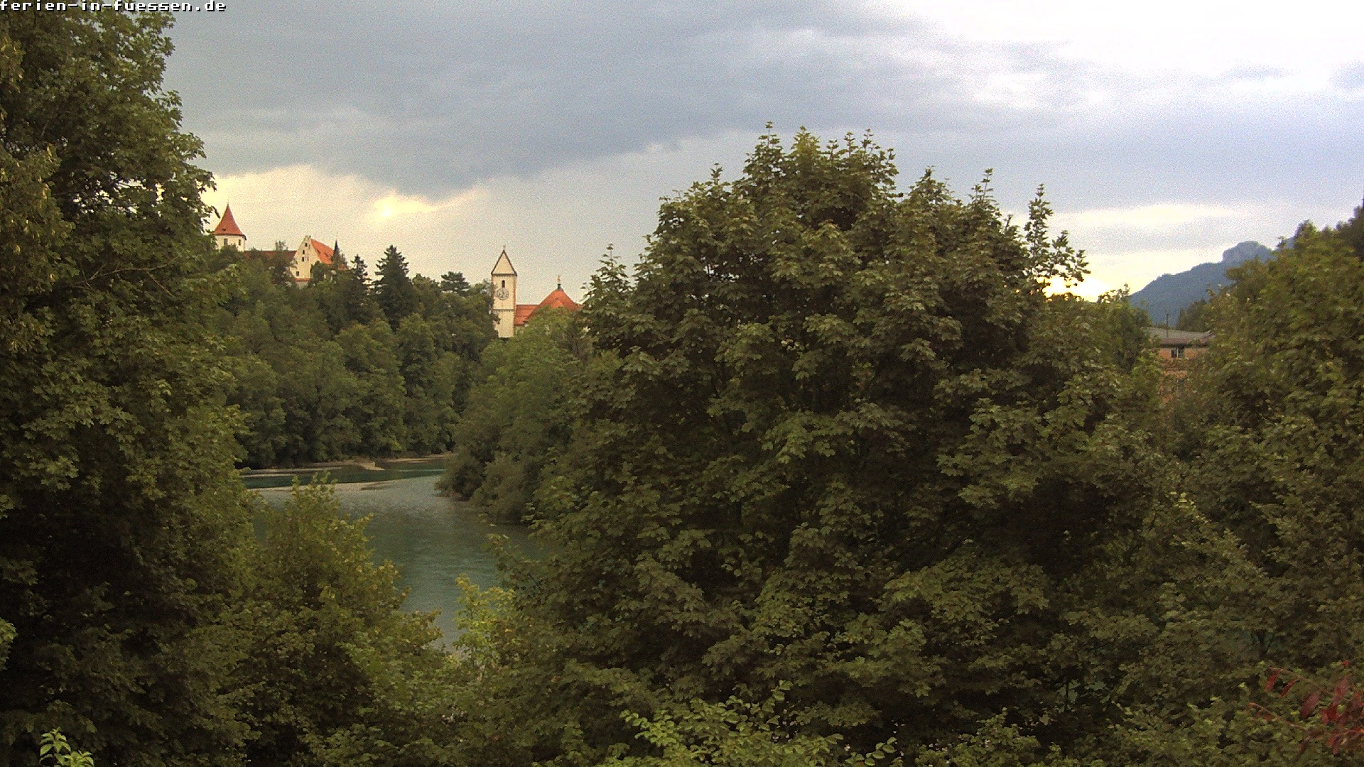 Archiv Foto Webcam Füssen: Blick auf Lech und Hohes Schloss