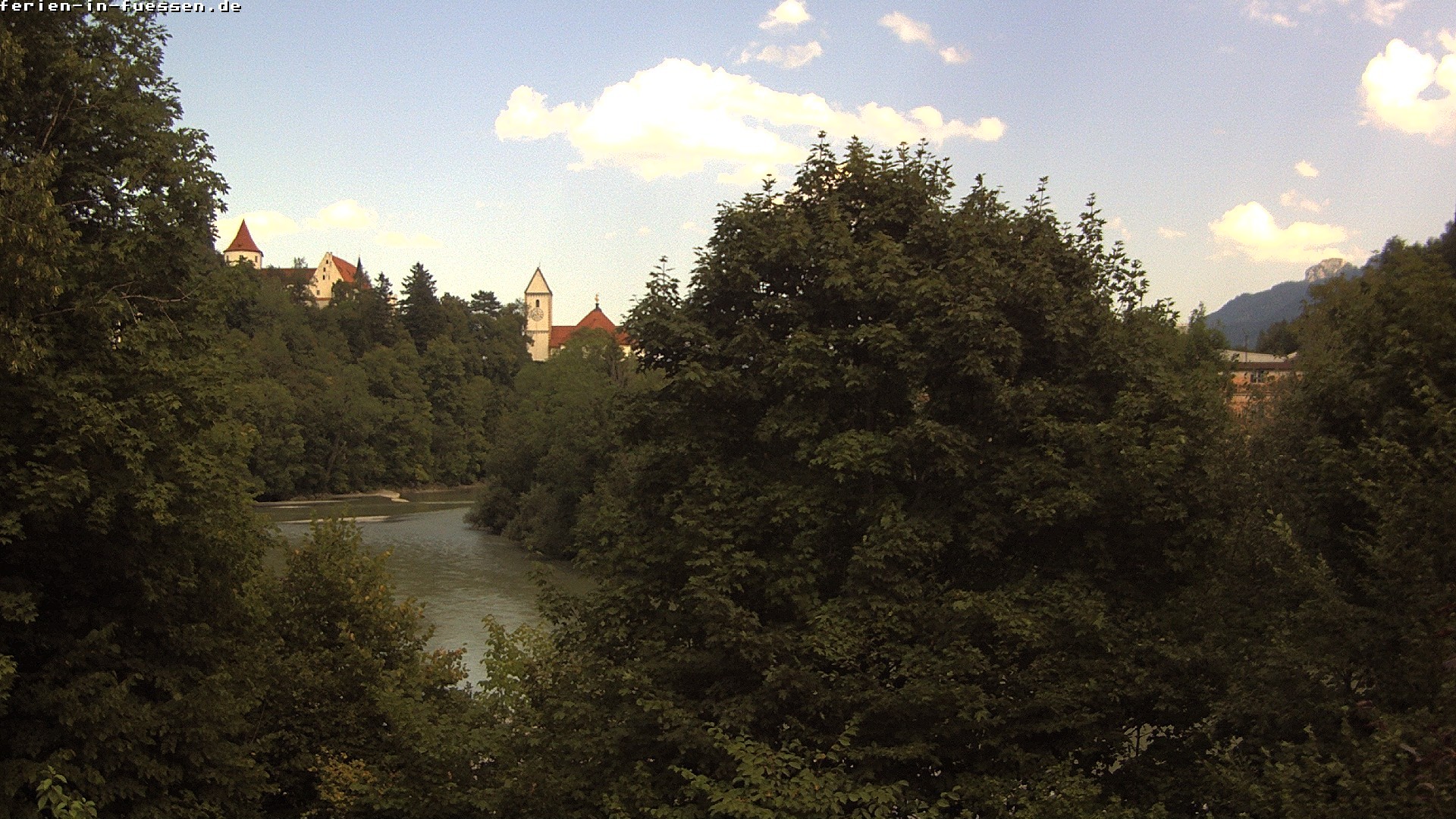 Archiv Foto Webcam Füssen: Blick auf Lech und Hohes Schloss