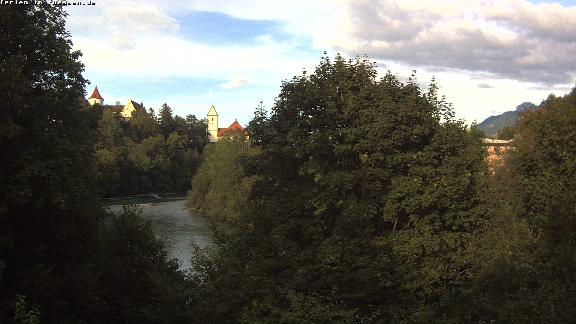 Archiv Foto Webcam Füssen: Blick auf Lech und Hohes Schloss
