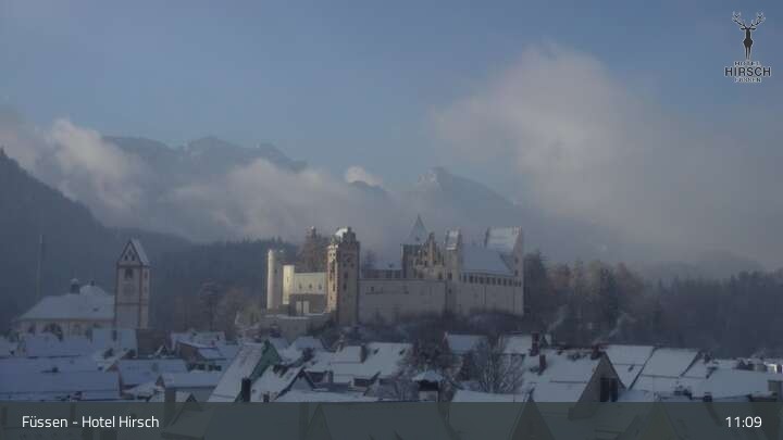 Archiv Foto Webcam Füssen: Blick auf das Hohe Schloss