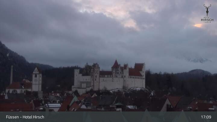 Archiv Foto Webcam Füssen: Blick auf das Hohe Schloss