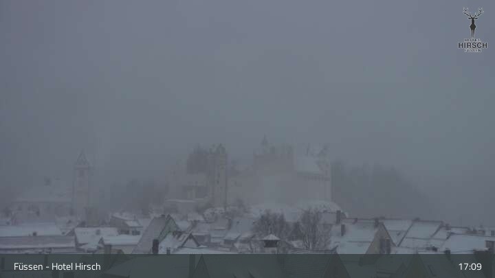 Archiv Foto Webcam Füssen: Blick auf das Hohe Schloss