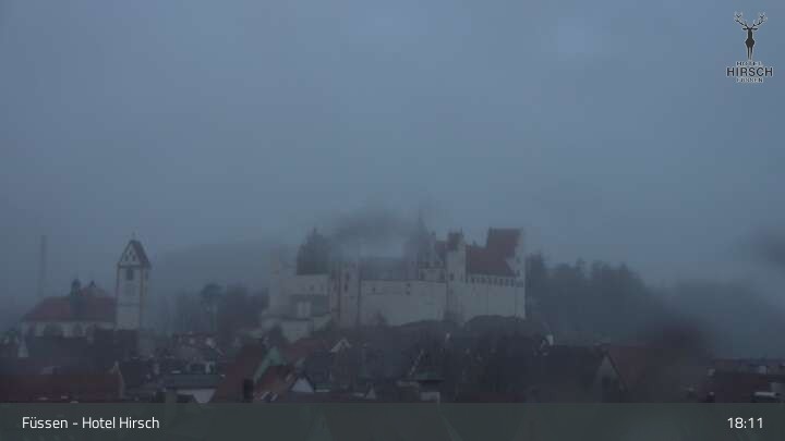 Archiv Foto Webcam Füssen: Blick auf das Hohe Schloss